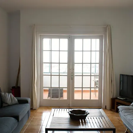 Frente Al Mar - Puerto De Gigantes