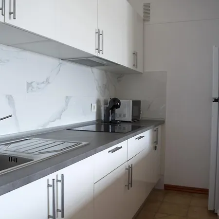 Frente Al Mar - Puerto De Gigantes